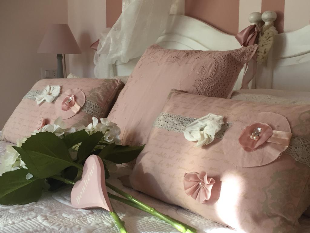 B&B La Casa Di Pamela Casciago Экстерьер фото