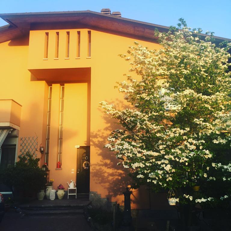 B&B La Casa Di Pamela Casciago Экстерьер фото
